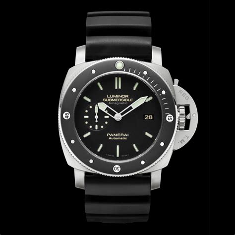 panerai luminor 389.